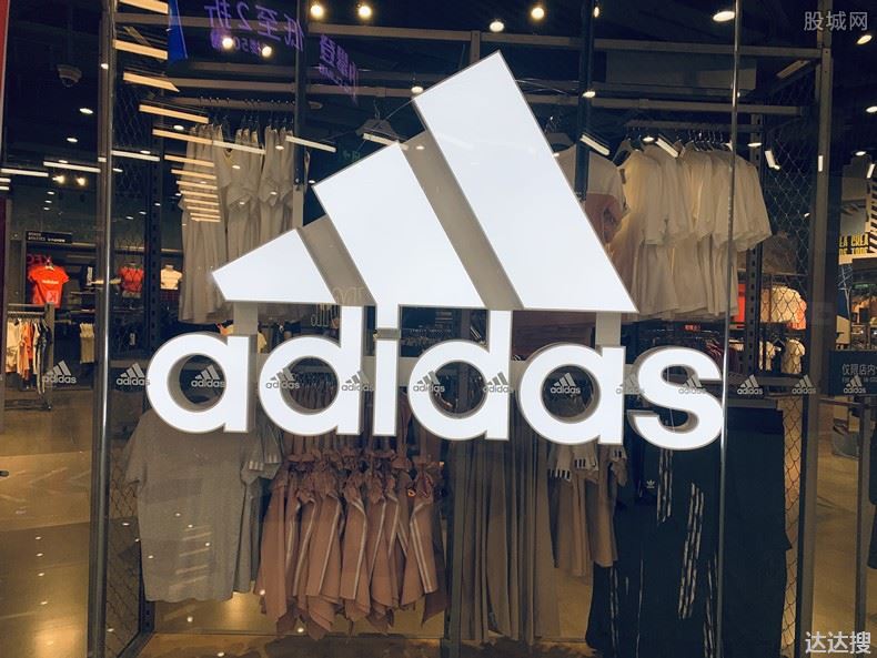 阿迪达斯是哪国的品牌