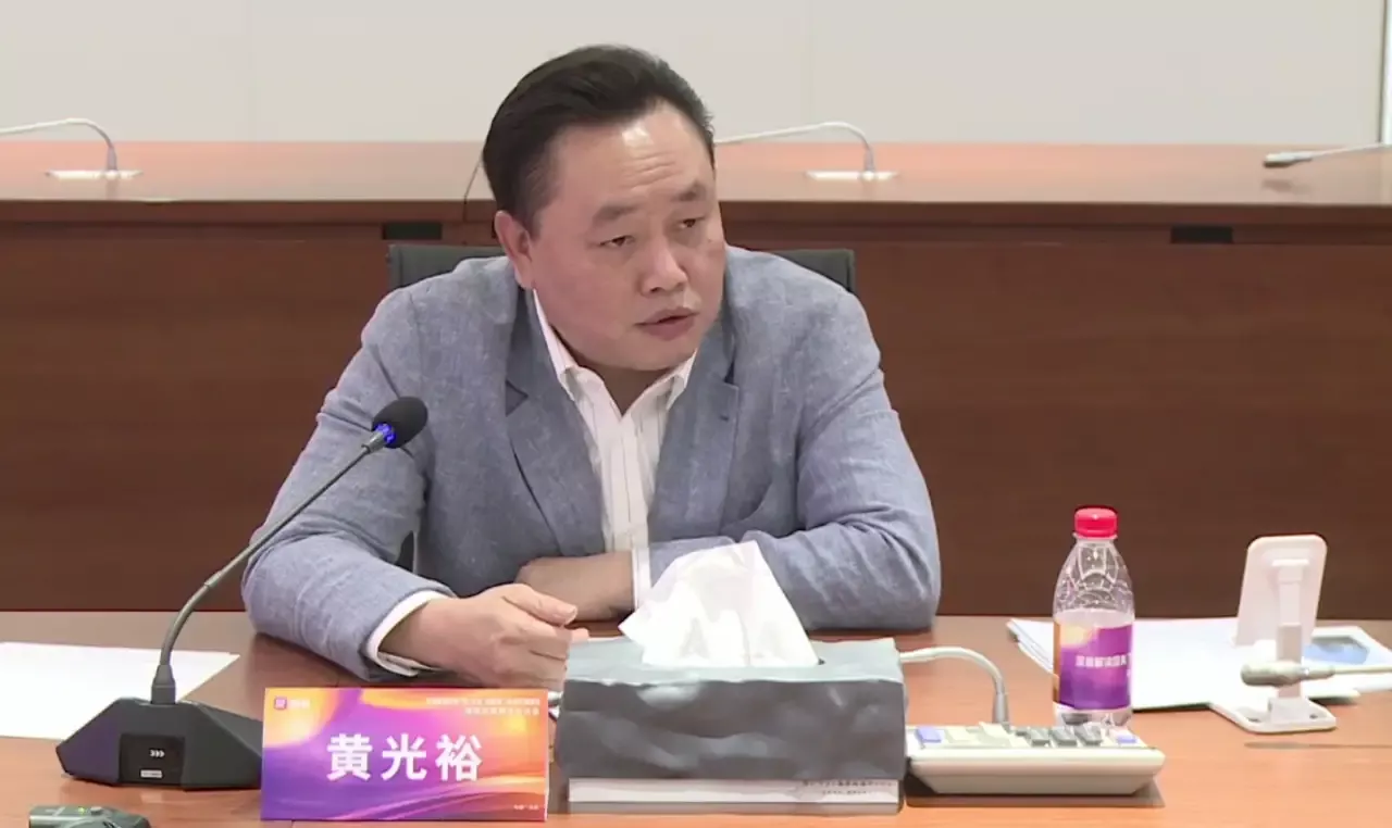 黄光裕称电商忘记了用户是上帝