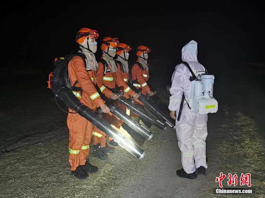 内蒙古成功堵截蒙古国入境草原火