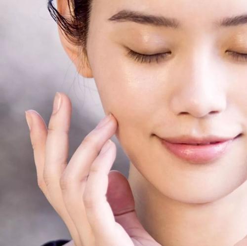 洗完脸后的护肤步骤