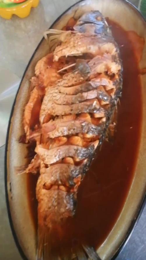 炖鱼多长时间