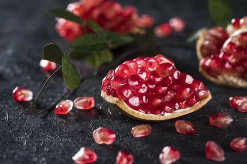 石榴和蜂蜜能一起吃吗