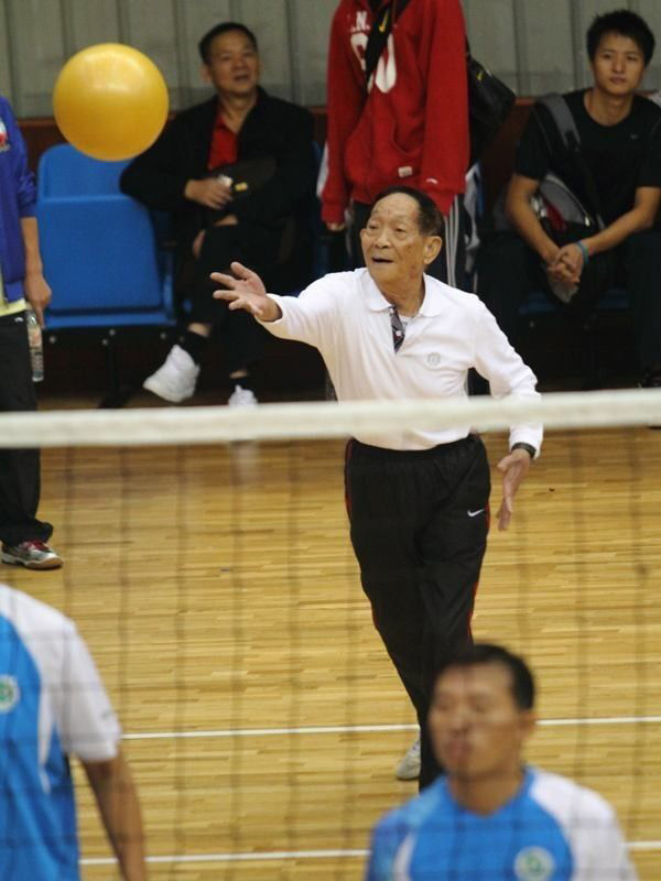 袁隆平简介及主要事迹