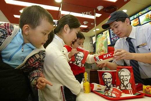 为什么kfc叫肯德基