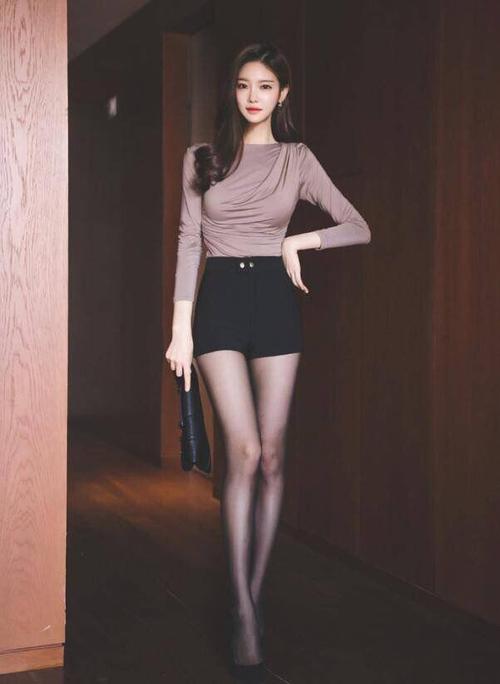 现在女网红为什么都那么高