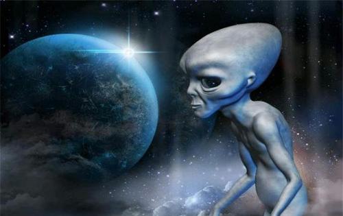 中国9人疑似外星人