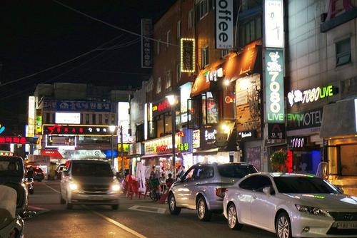 首尔繁华还是上海繁华