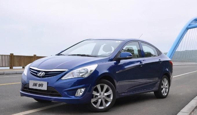 女士两厢3万一5万新车自动挡