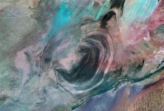 彭加木是被队友吃了