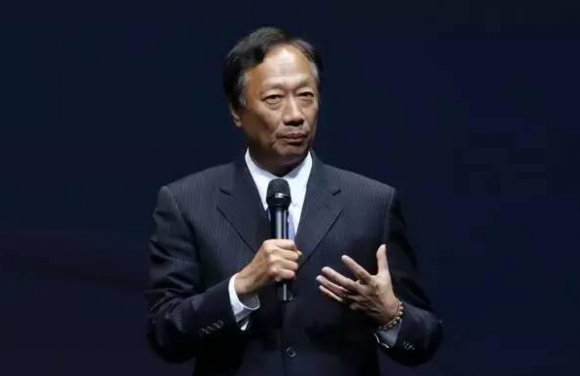 富士康老板是谁