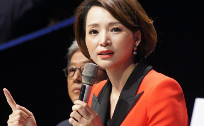 董卿为什么被央视解雇原因