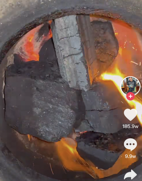 千万粉丝张同学被消防和交警点名