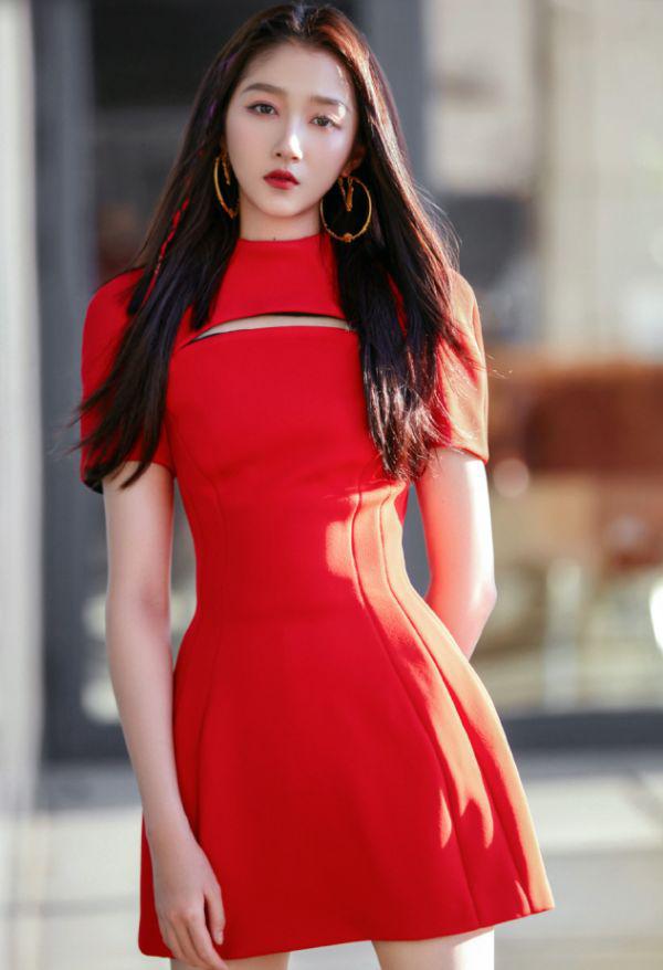 关晓彤的胸有多大啊