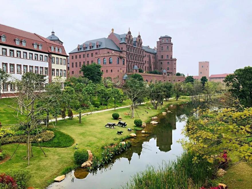 华为总部在深圳还是东莞